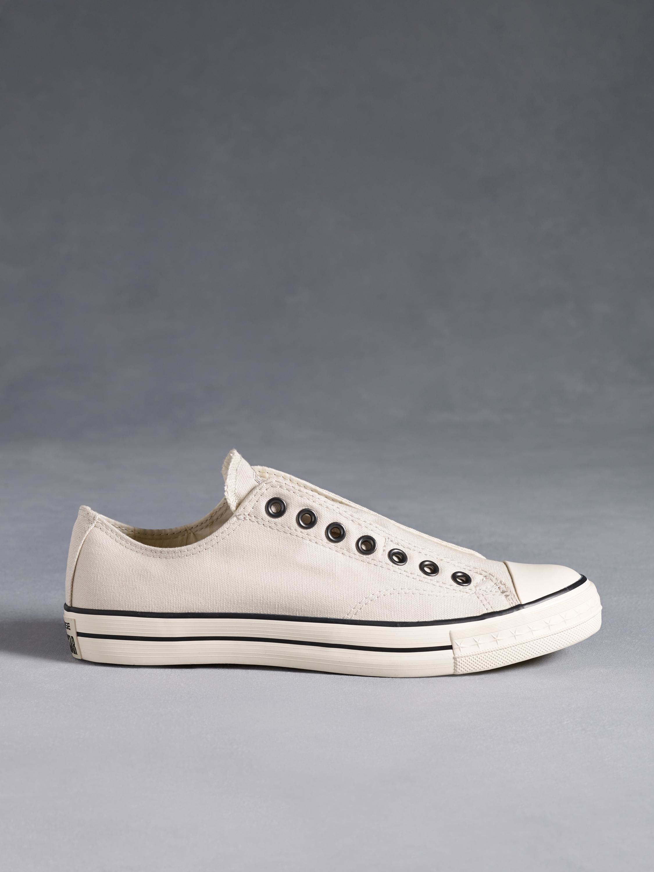 laceless low top