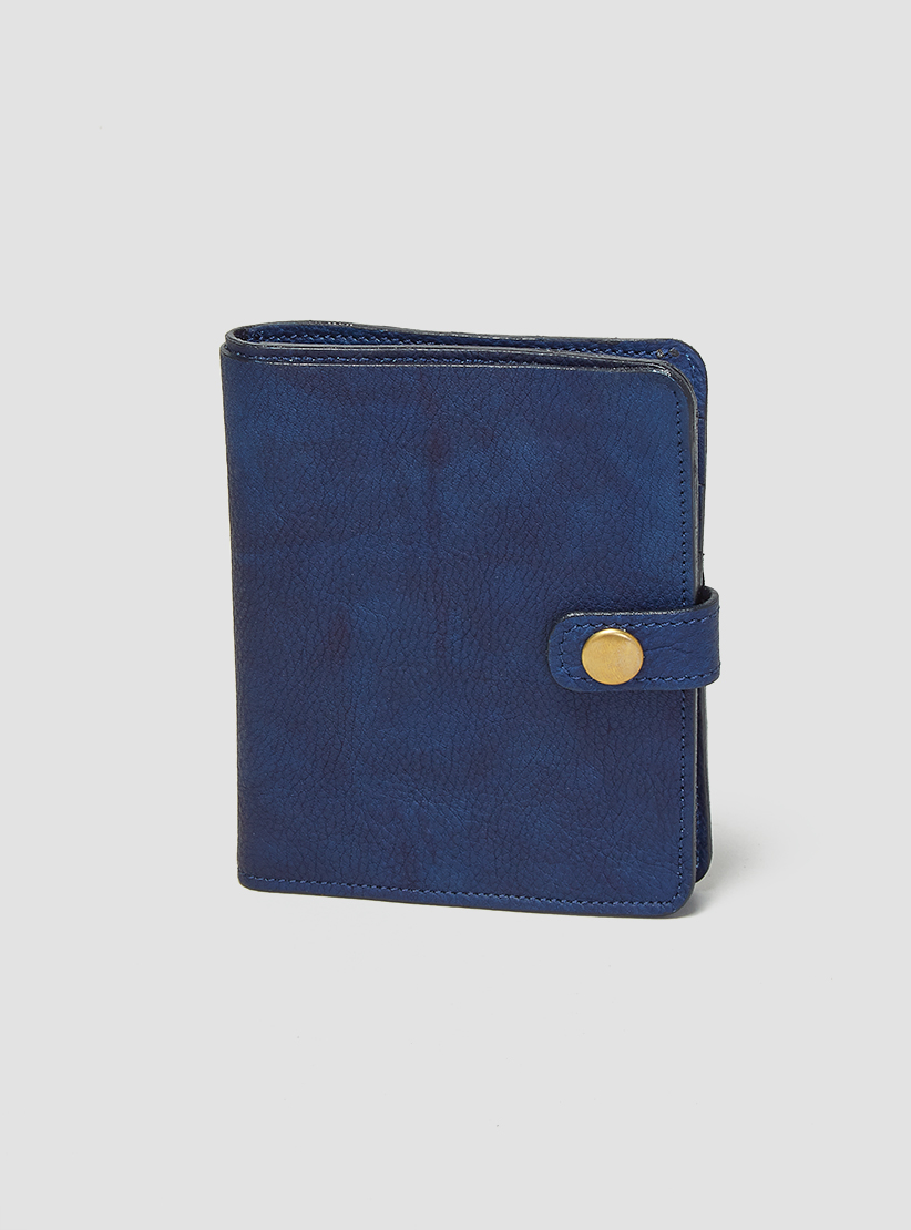 Top 9 Beautiful Blue Wallets For Men & Women | Styles At Life