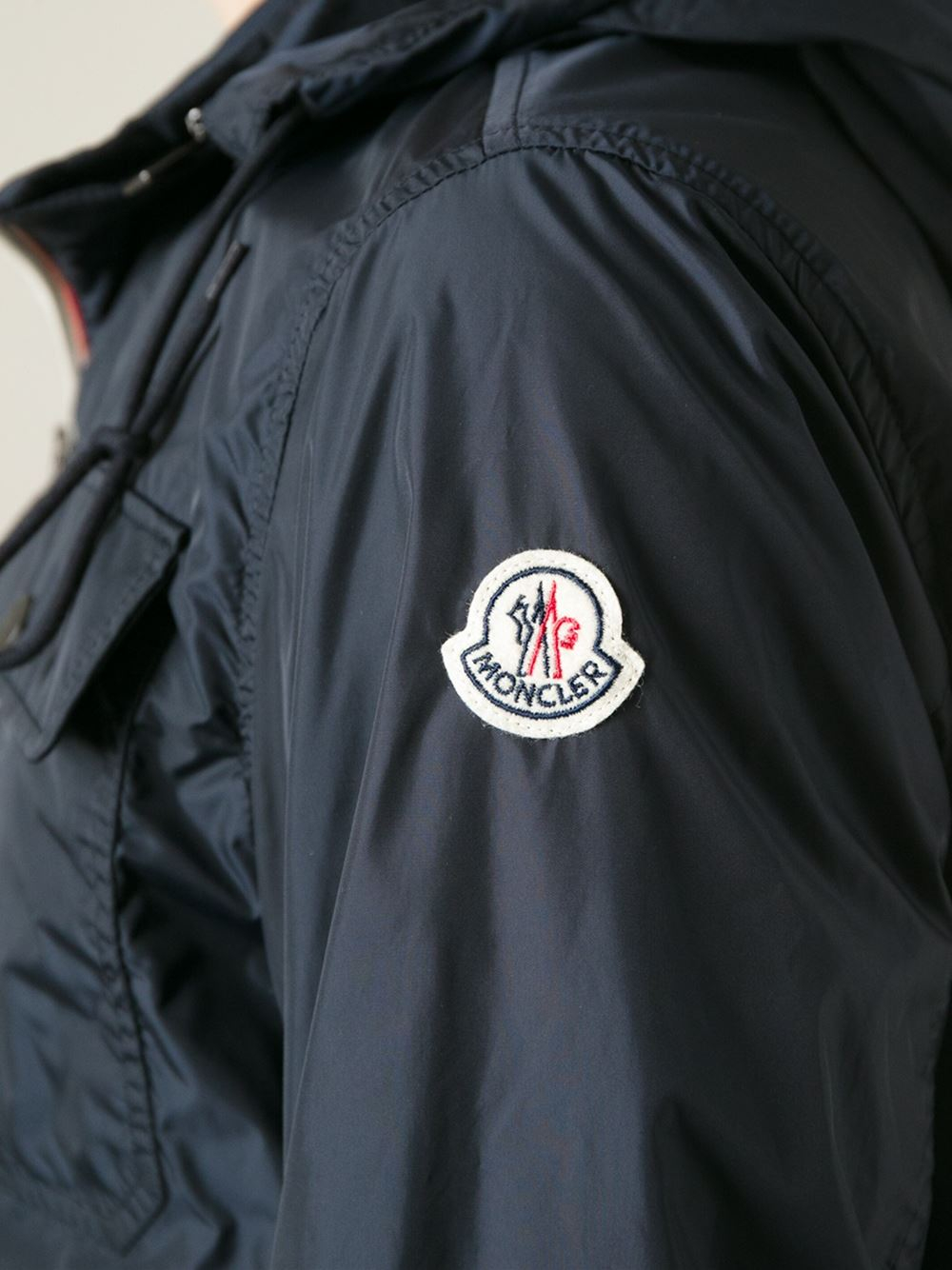 moncler windbreaker blue moncler windbreaker blue