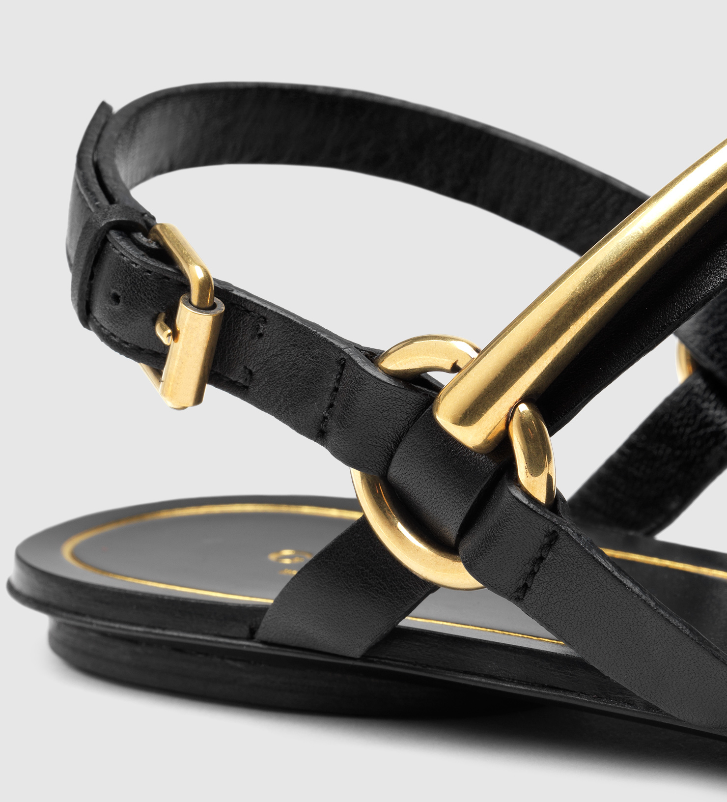 gucci black leather thong sandal