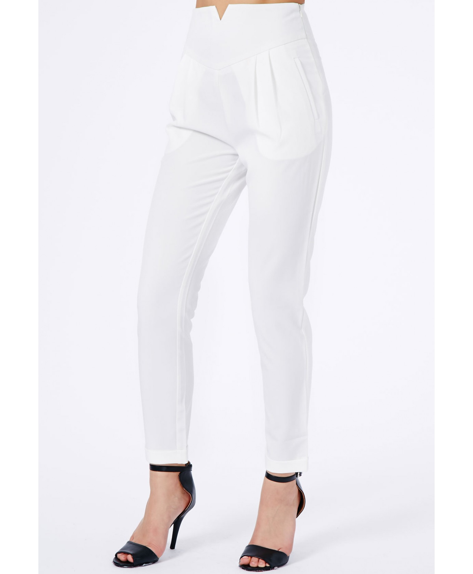Lyst - Missguided Marilyn Cigarette Trousers In Cream in White