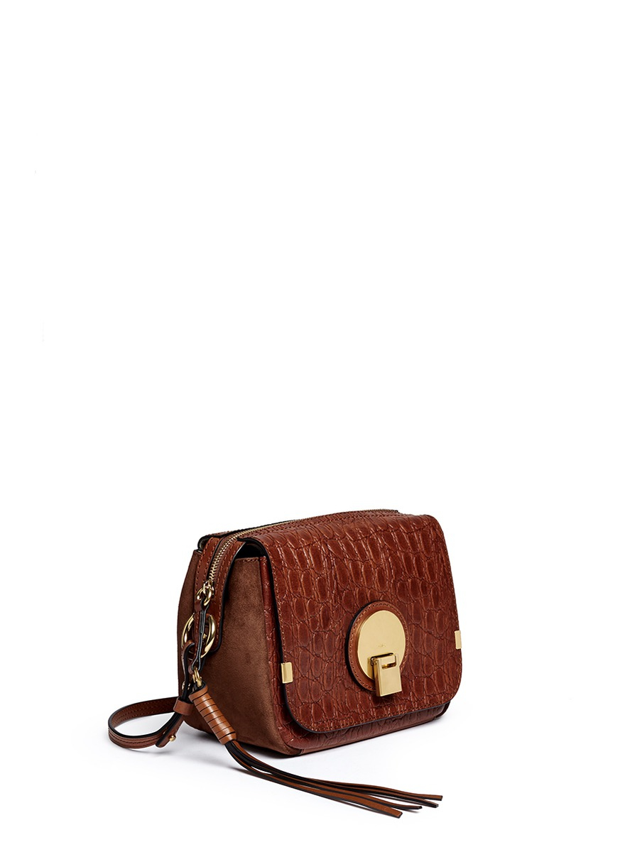 Chlo Indy Croc-Embossed Leather Camera Bag in Brown | Lyst