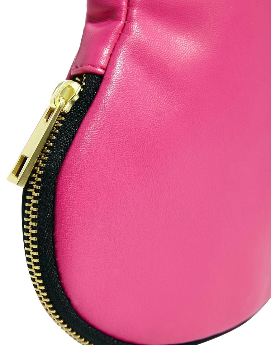 heart clutch bag