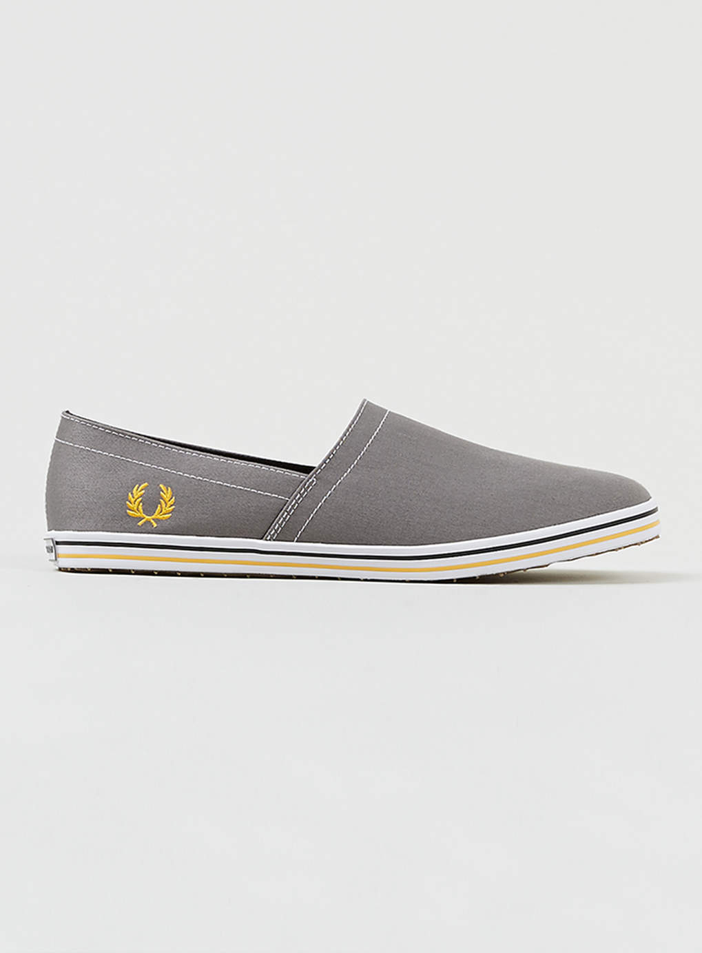 Fred perry slip on