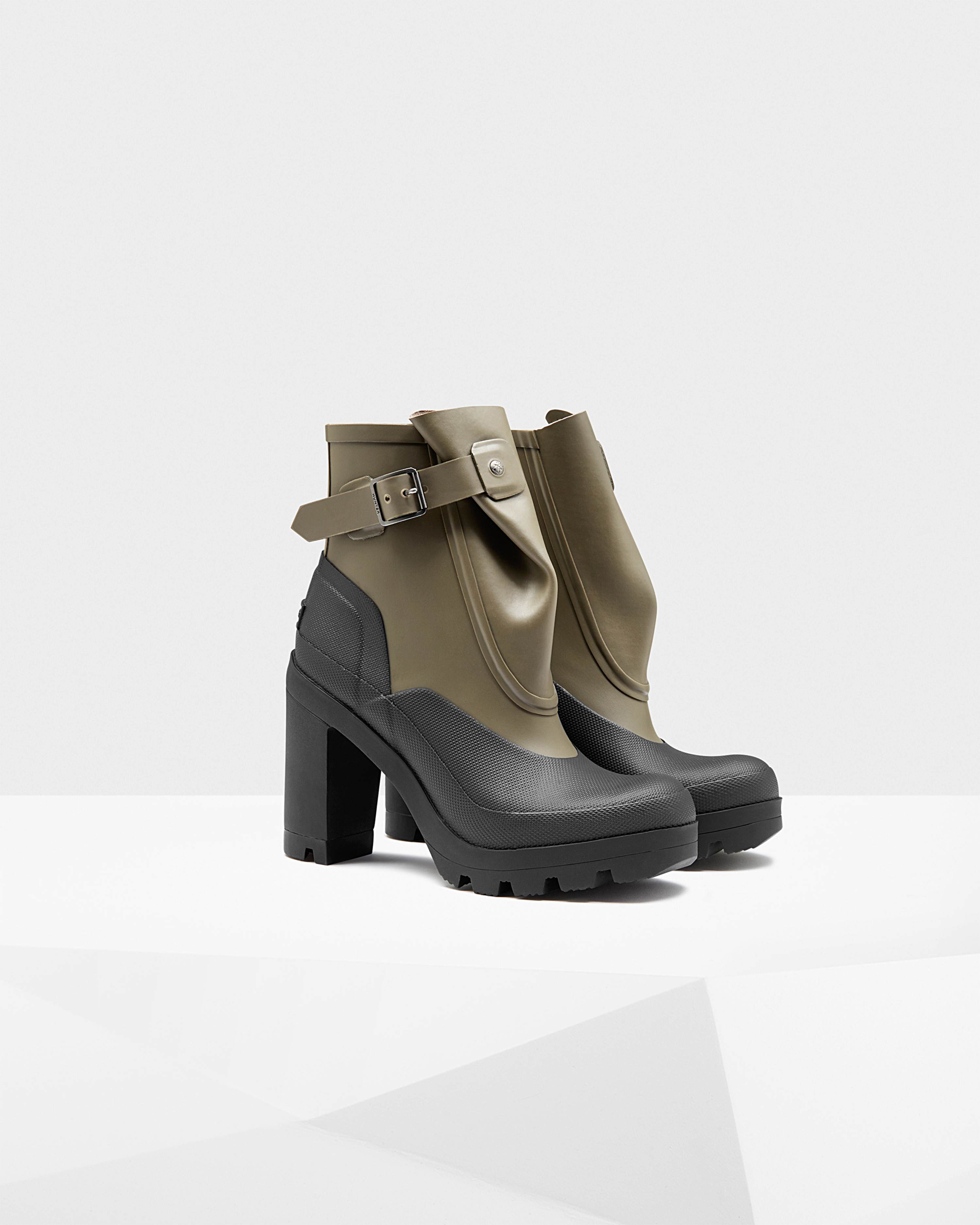 hunter low heel ankle boots