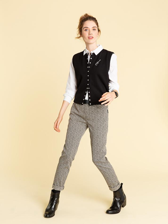 Lyst - Agnes B. Black Sleeveless Snap Cardigan in Black