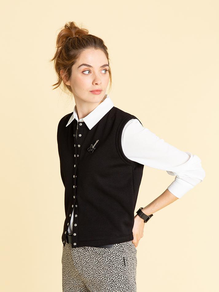 Lyst - Agnes B. Black Sleeveless Snap Cardigan in Black