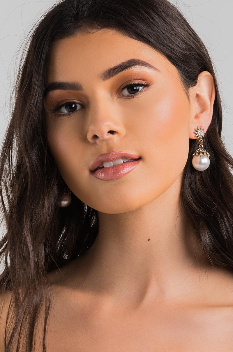 2019 year - Elly Akira 2019 year