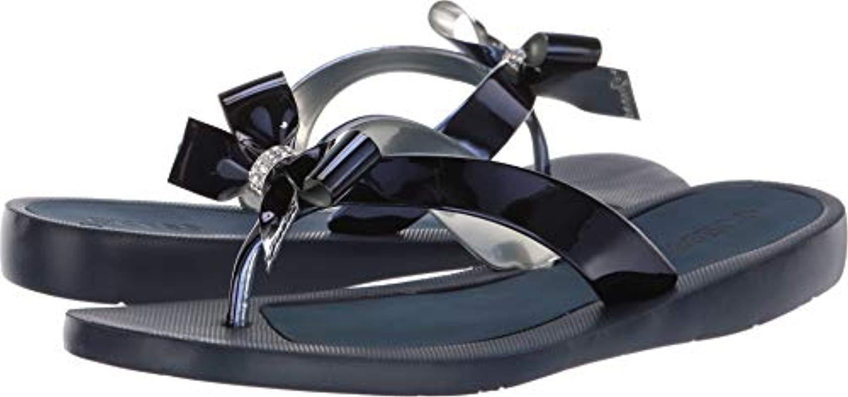 Guess Tutu Flip-flop in Blue - Lyst