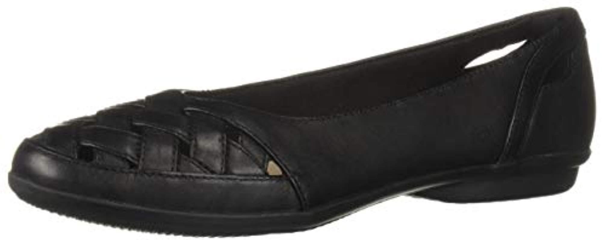 clarks gracelin maze leather flat