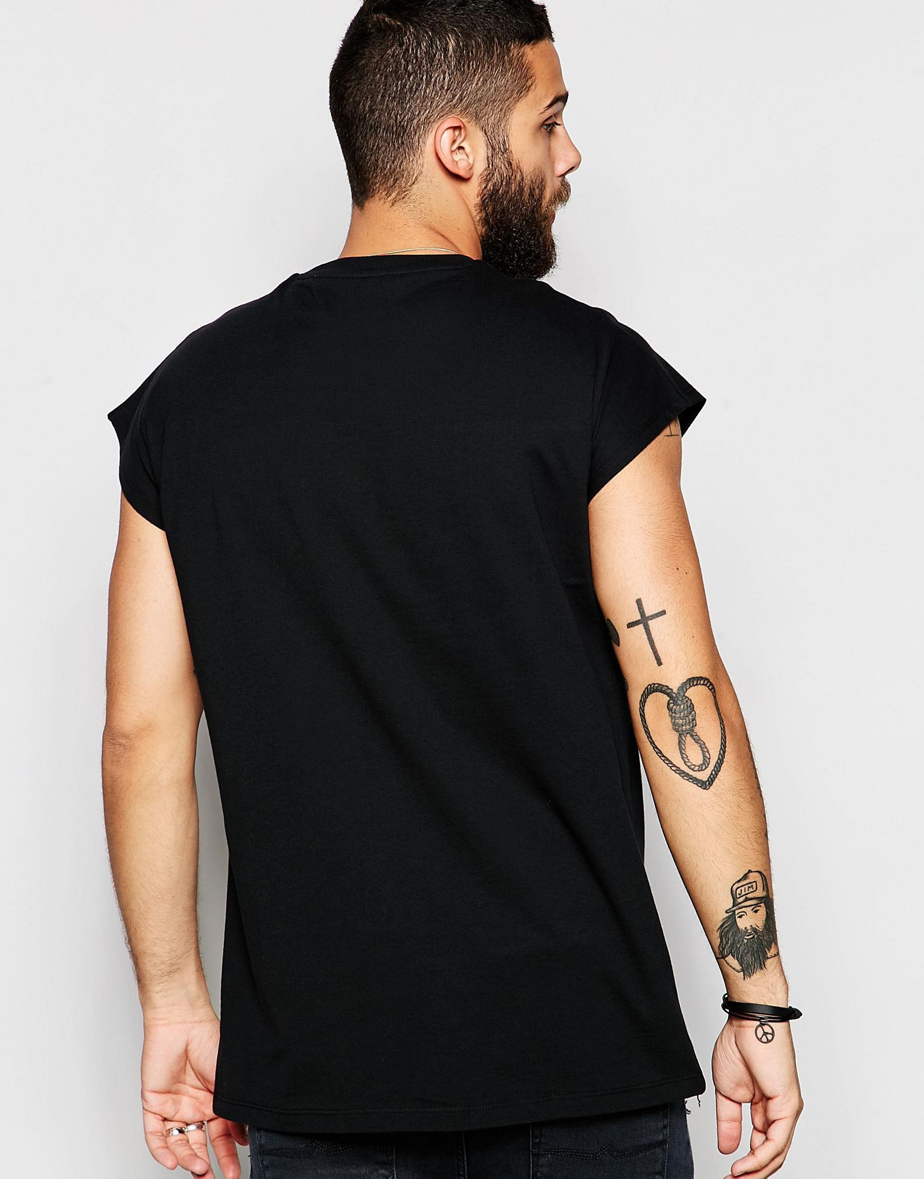 black sleeveless t shirt men