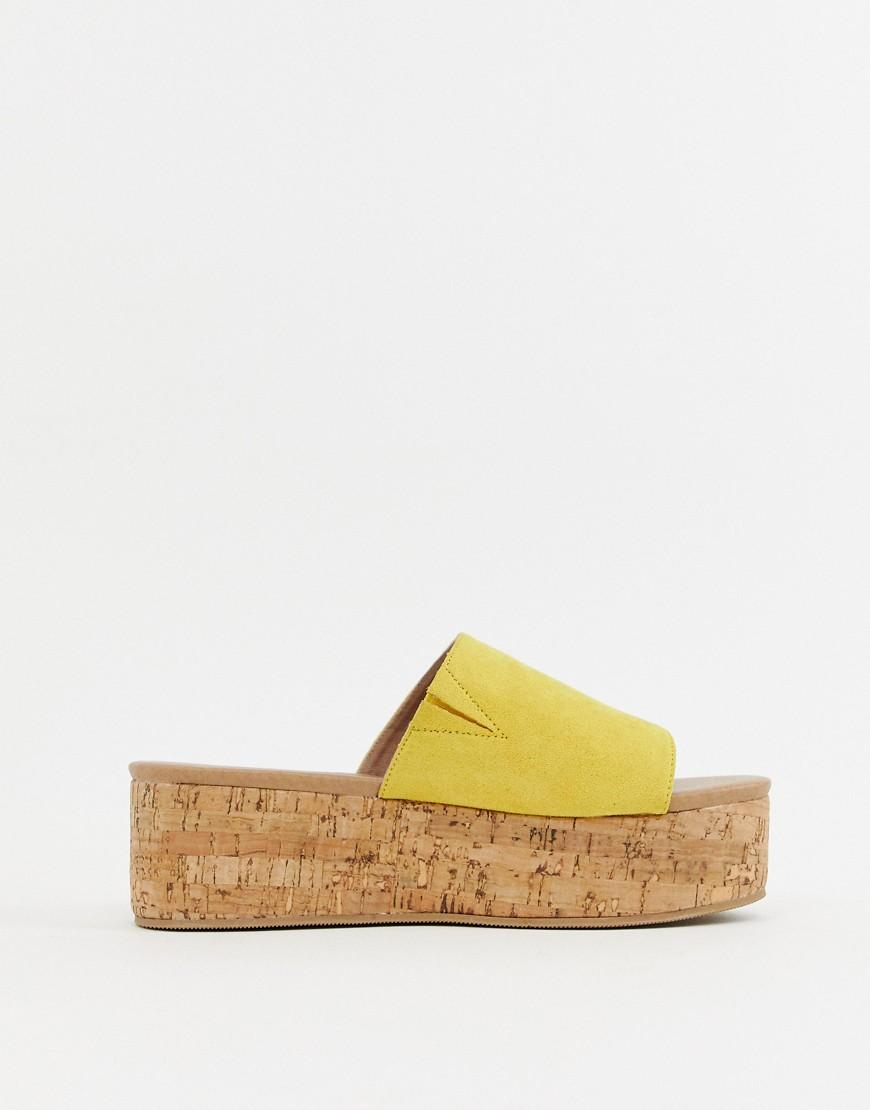 Con Amarillo Color Asos Tillie De Plana Lyst Plataforma Mules yvIYbg6f7