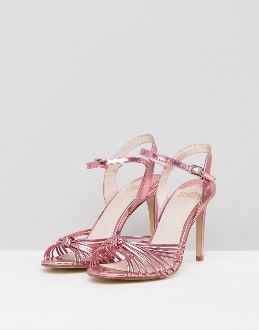 sandals with knot
