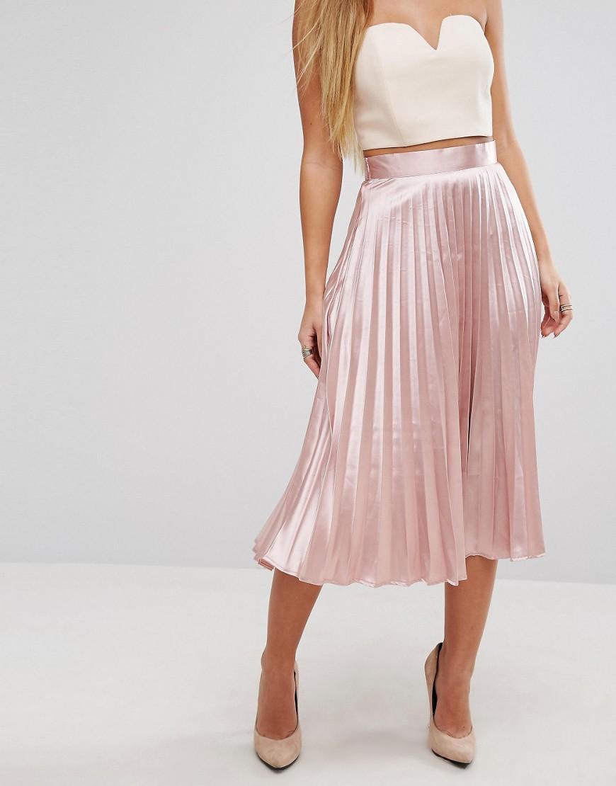 Lyst - Prettylittlething Satin Pleated Skirt in Pink
