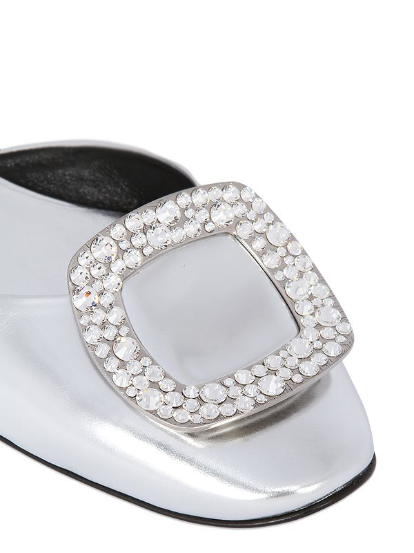 roger vivier chips flats
