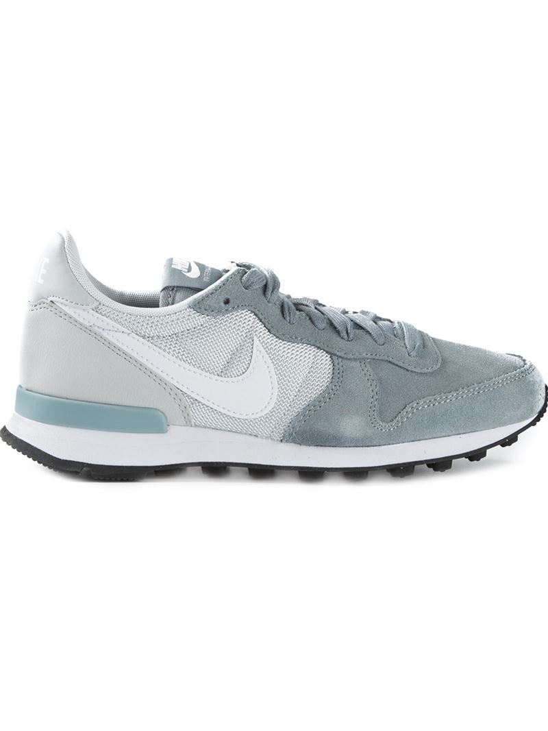 nike internationalist gray