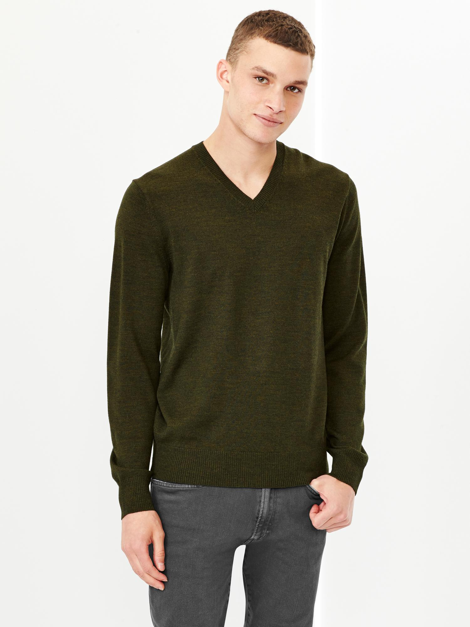 Gap Merino VNeck Sweater in Green for Men (Olive Heather) Lyst