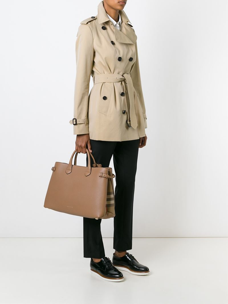 burberry nude neutrals the medium banner tote bag beige product 2 492013027 normal