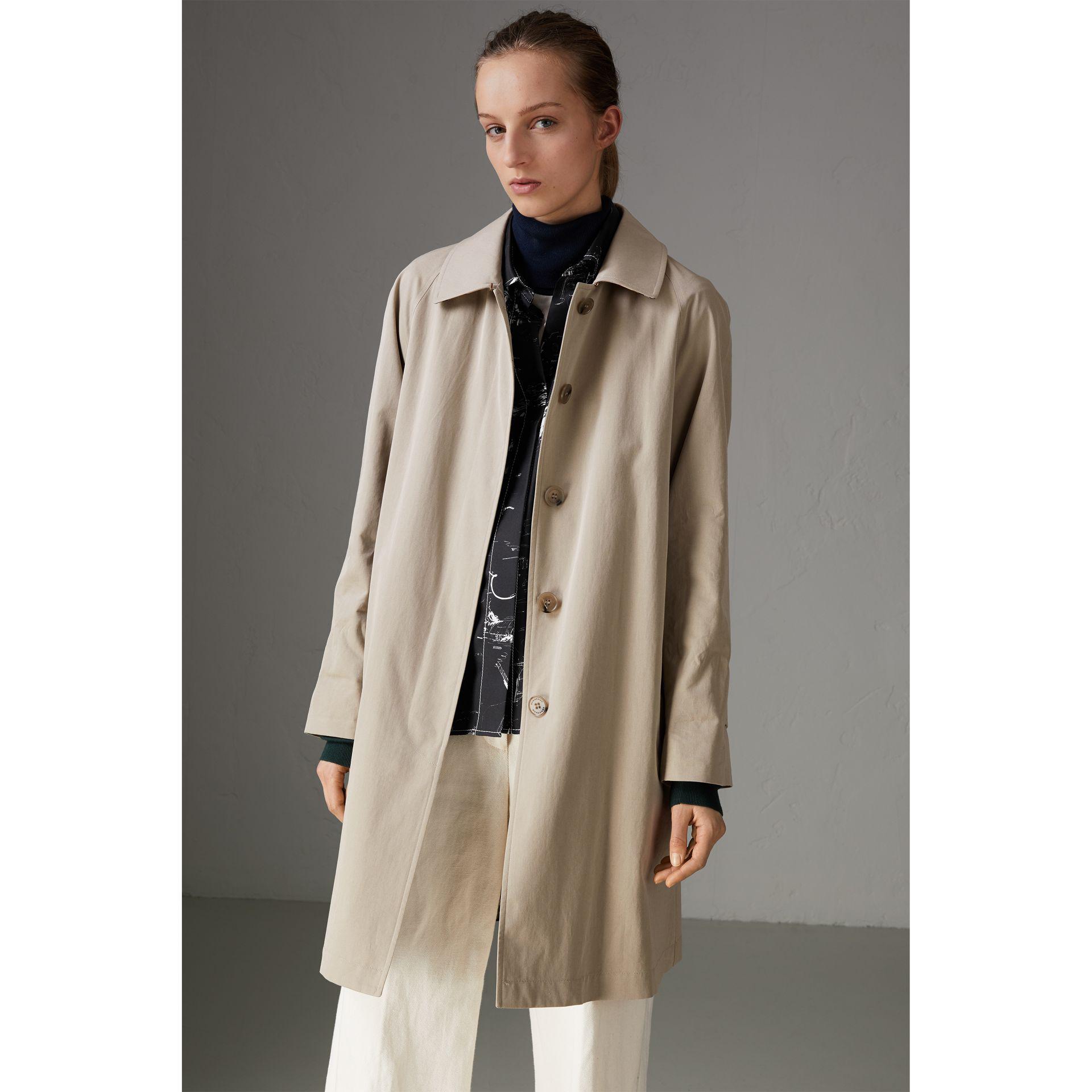 Lyst - Burberry The Camden - Long Car Coat In Sandstone ...