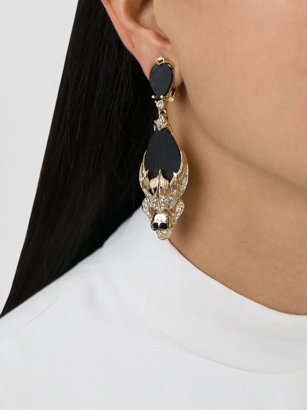 Lyst Givenchy Dropped Skull Earrings In Black Gallery