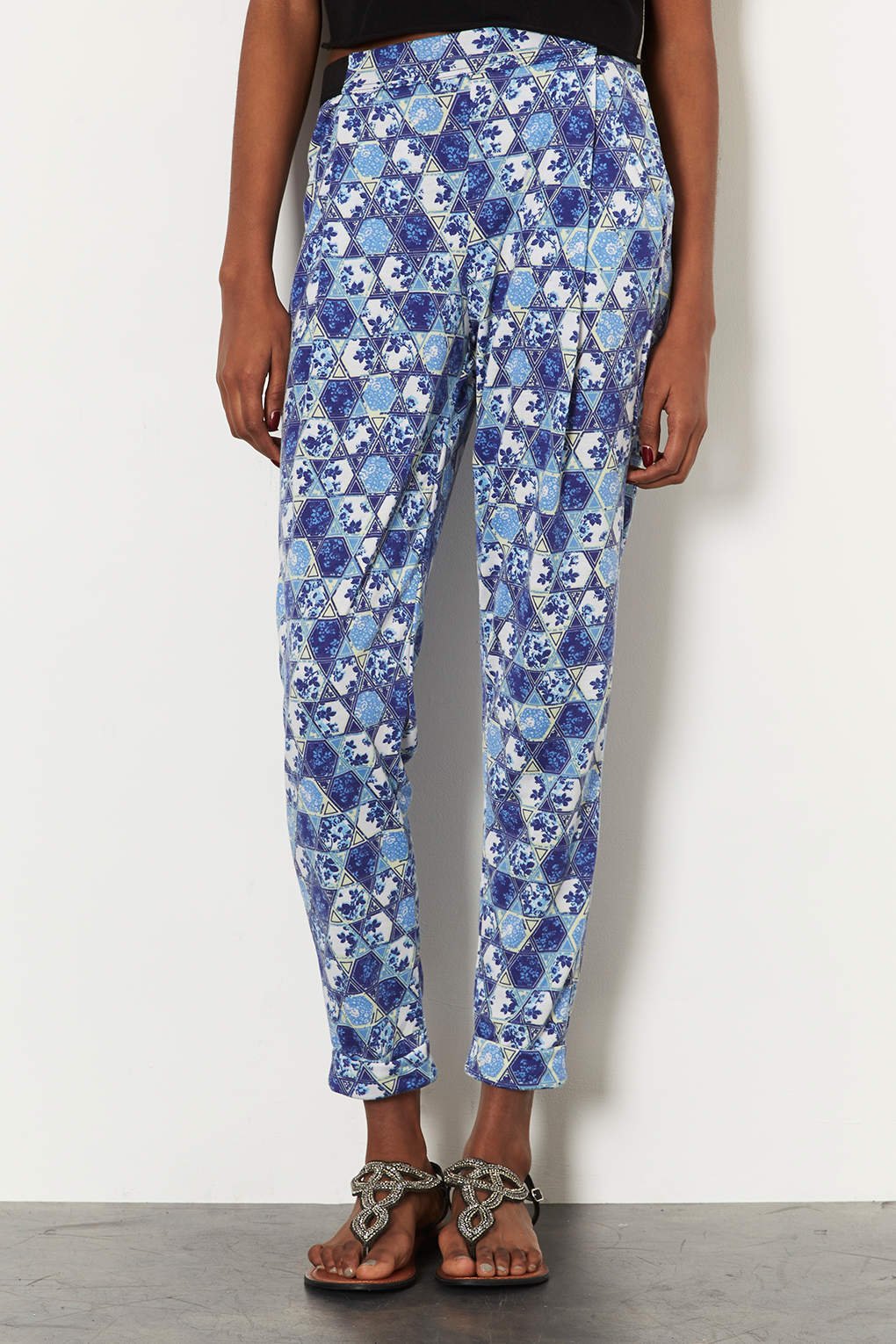 Topshop Tile Floral Tapered Trousers in Blue | Lyst