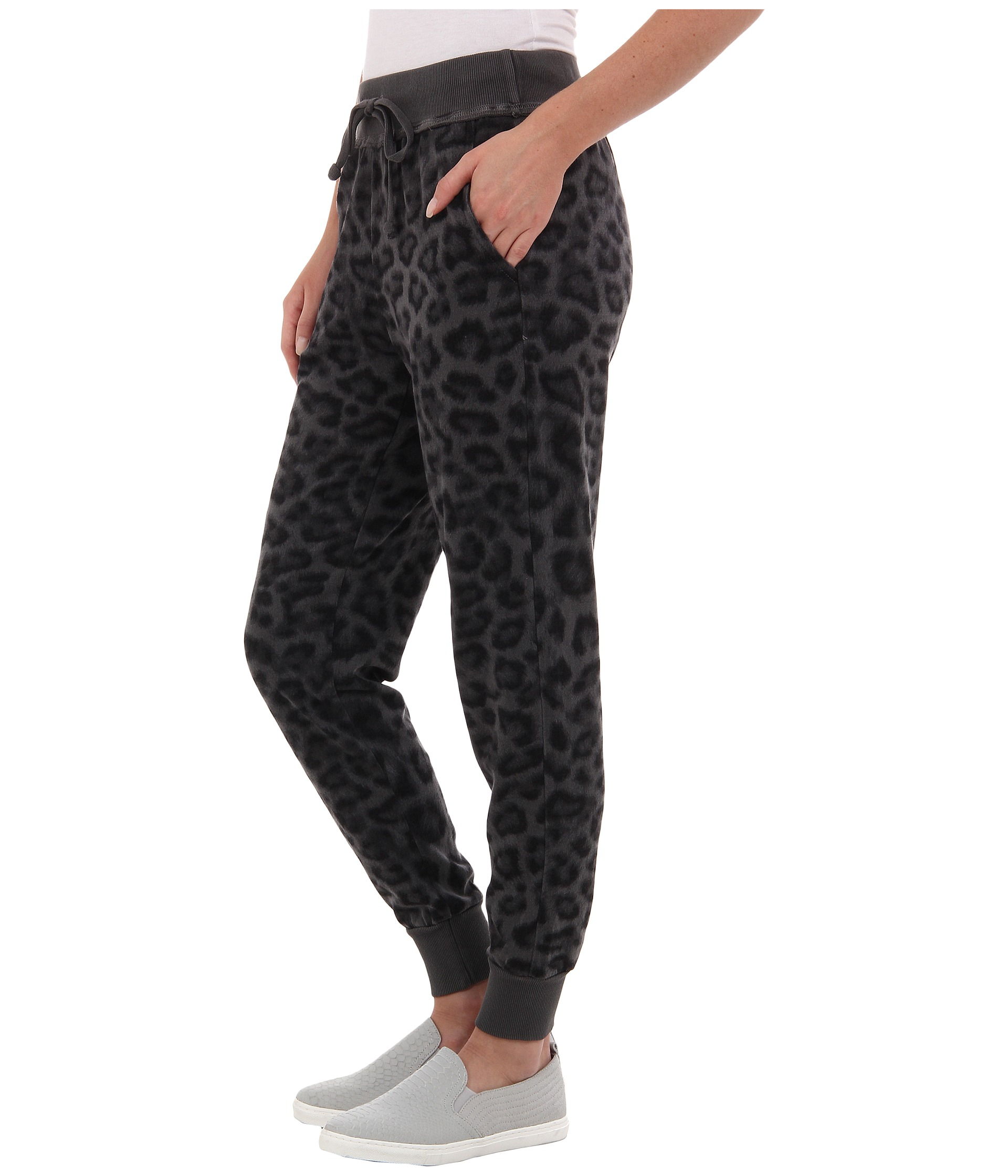 front print sweatpants