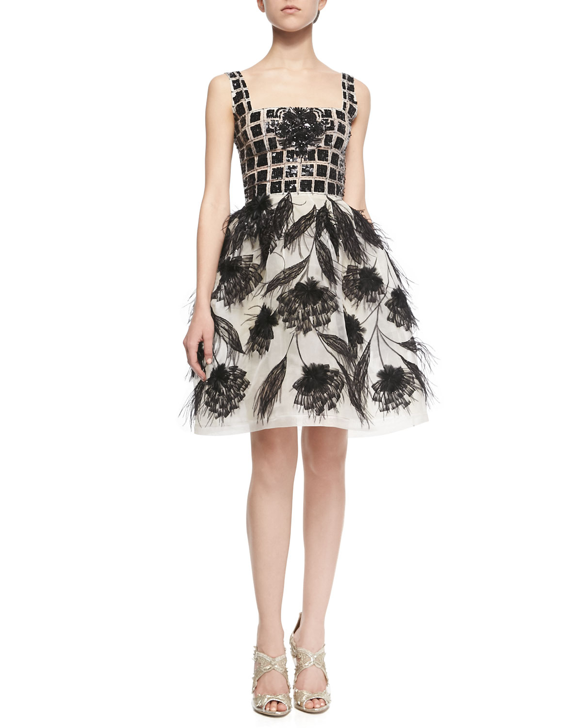 oscar de la renta feather gown