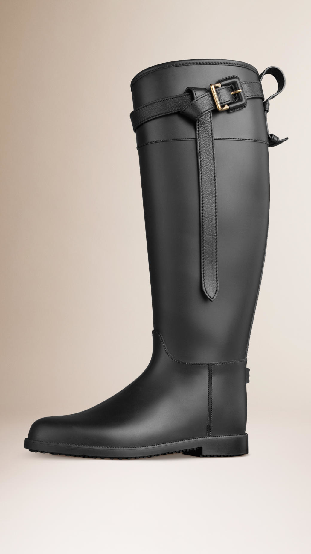 Burberry Belted Equestrian Rain Boots in Black - Lyst