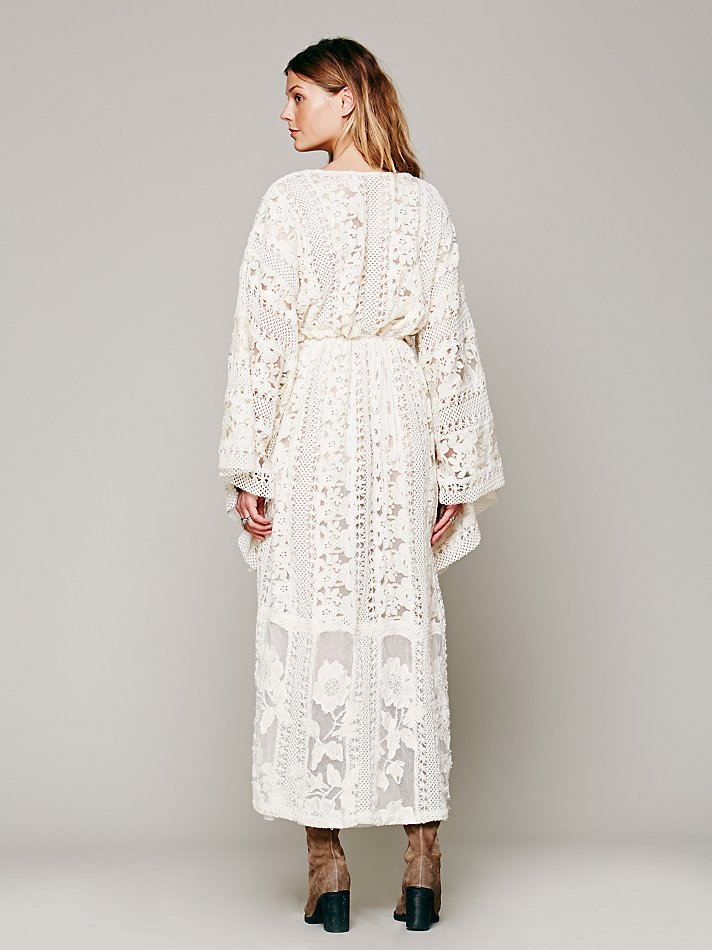 white lace kaftan styles