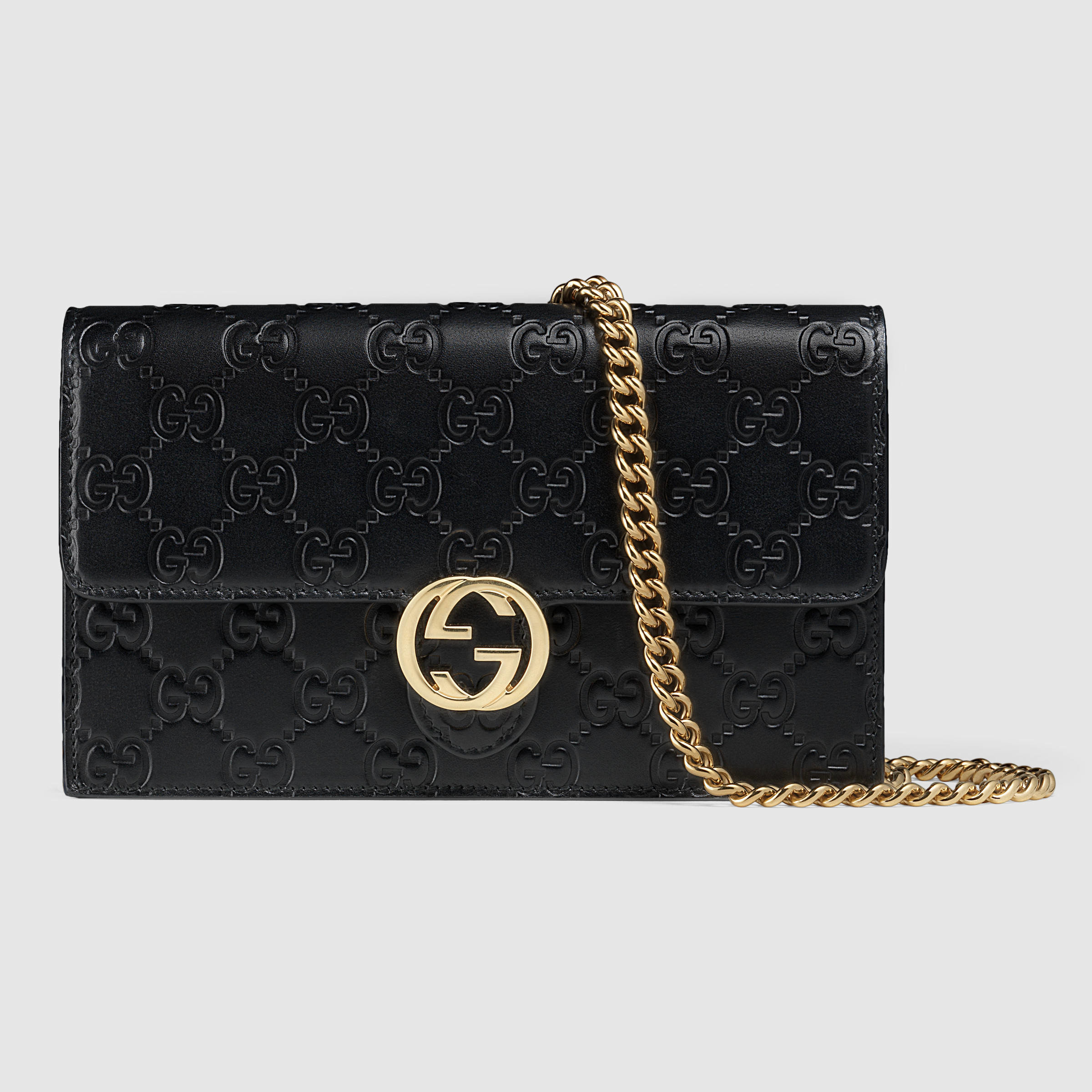Gucci Icon Signature Chain Wallet in Black | Lyst