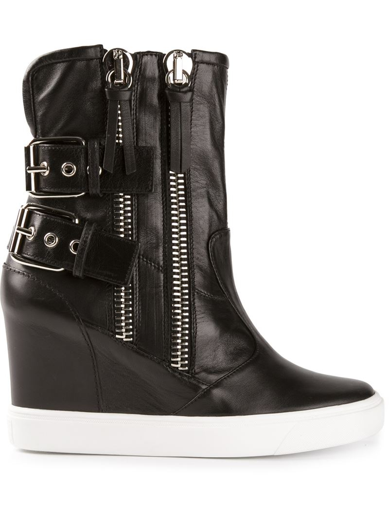 giuseppe zanotti wedge booties