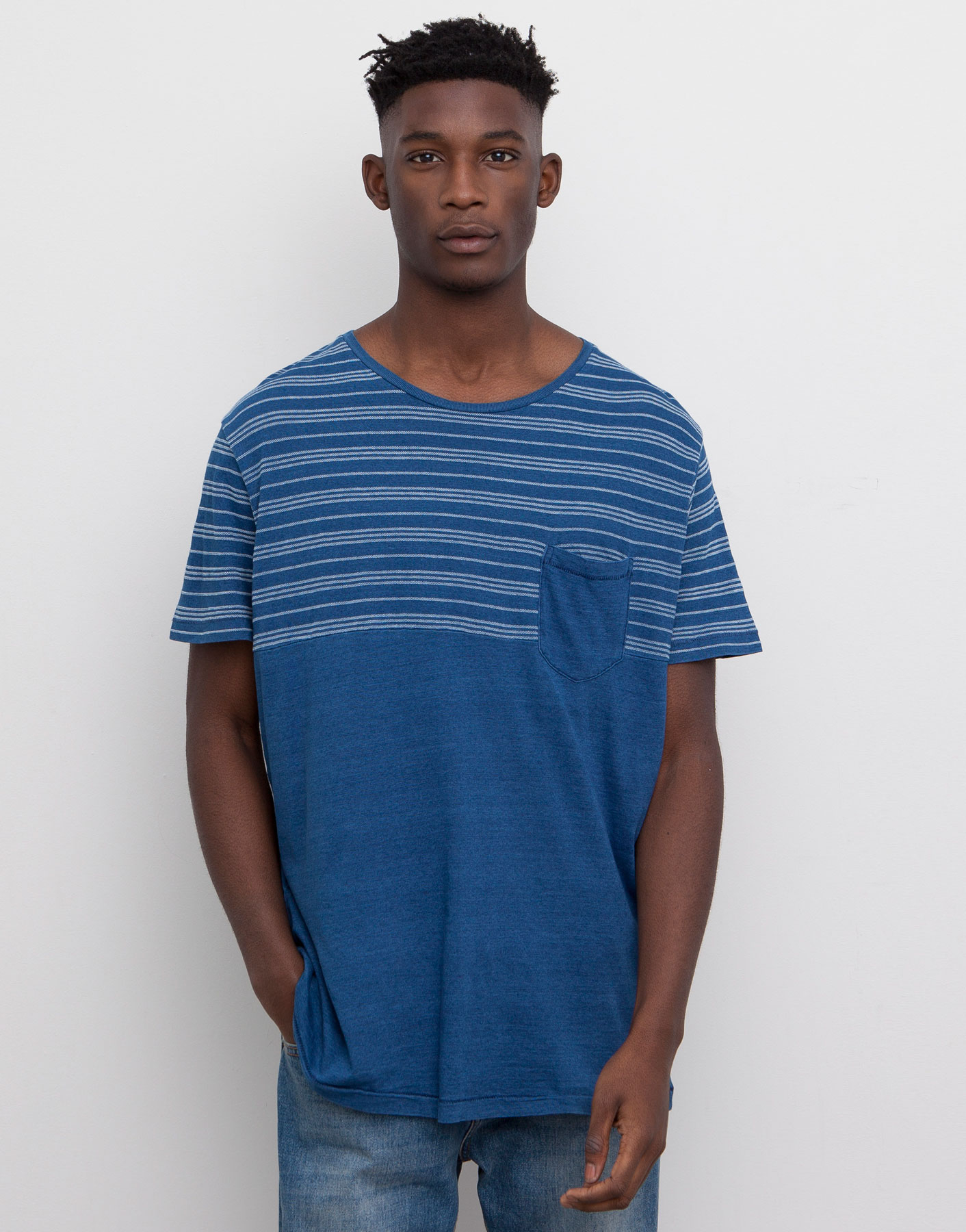 Pull&bear Contrast Pocket Striped T-Shirt in Blue for Men (PALE INDIGO) | Lyst