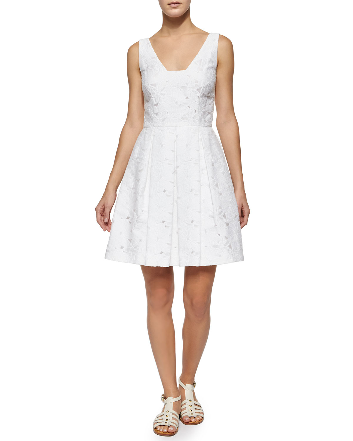 Trina turk Joanne Sleeveless Lace Pleated Dress in White | Lyst