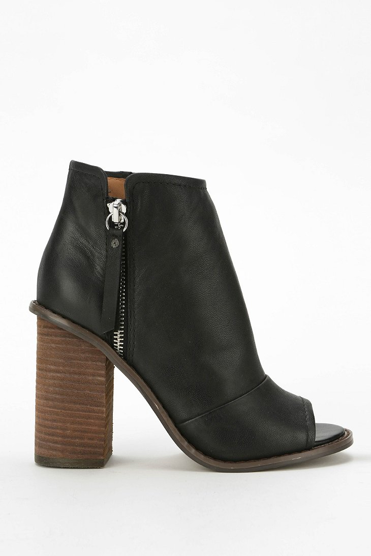 kelsi dagger brooklyn vale ankle boots