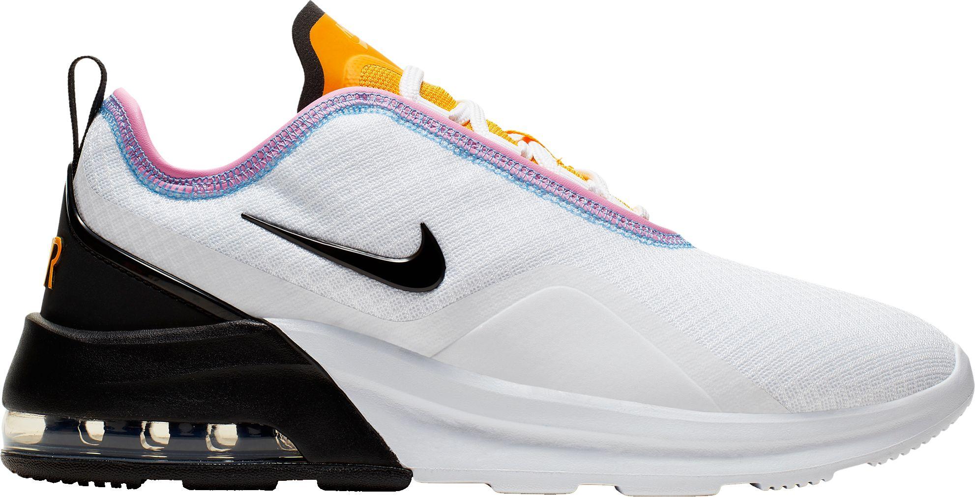 nike air max motion 2 white