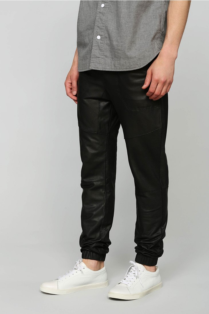 zanerobe black joggers