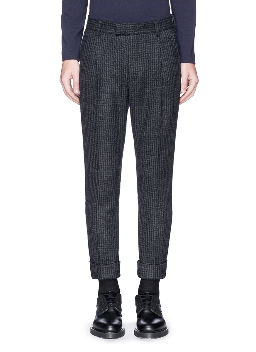 Sacai Houndstooth Pleat Front Wool Flannel Pants in Gray for Men | Lyst
