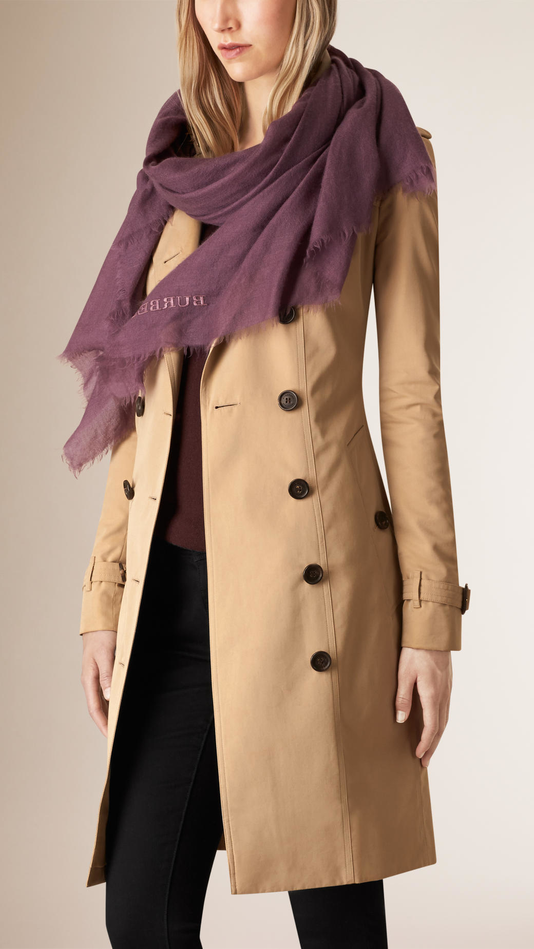 Burberry Embroidered Lightweight Cashmere Scarf in Pink | Lyst