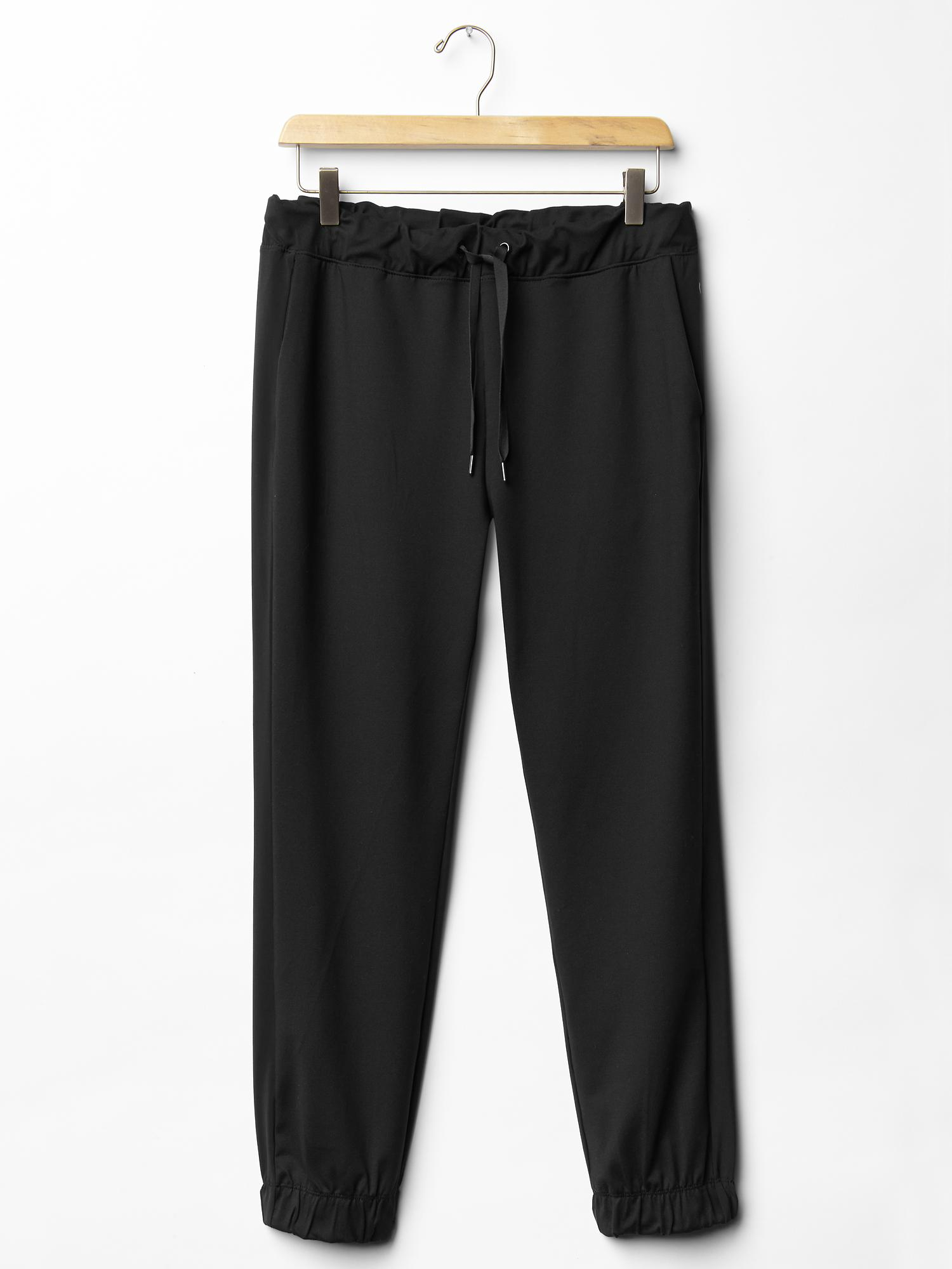 Gap Fit Studio Jogger Pants in Black (true black) | Lyst