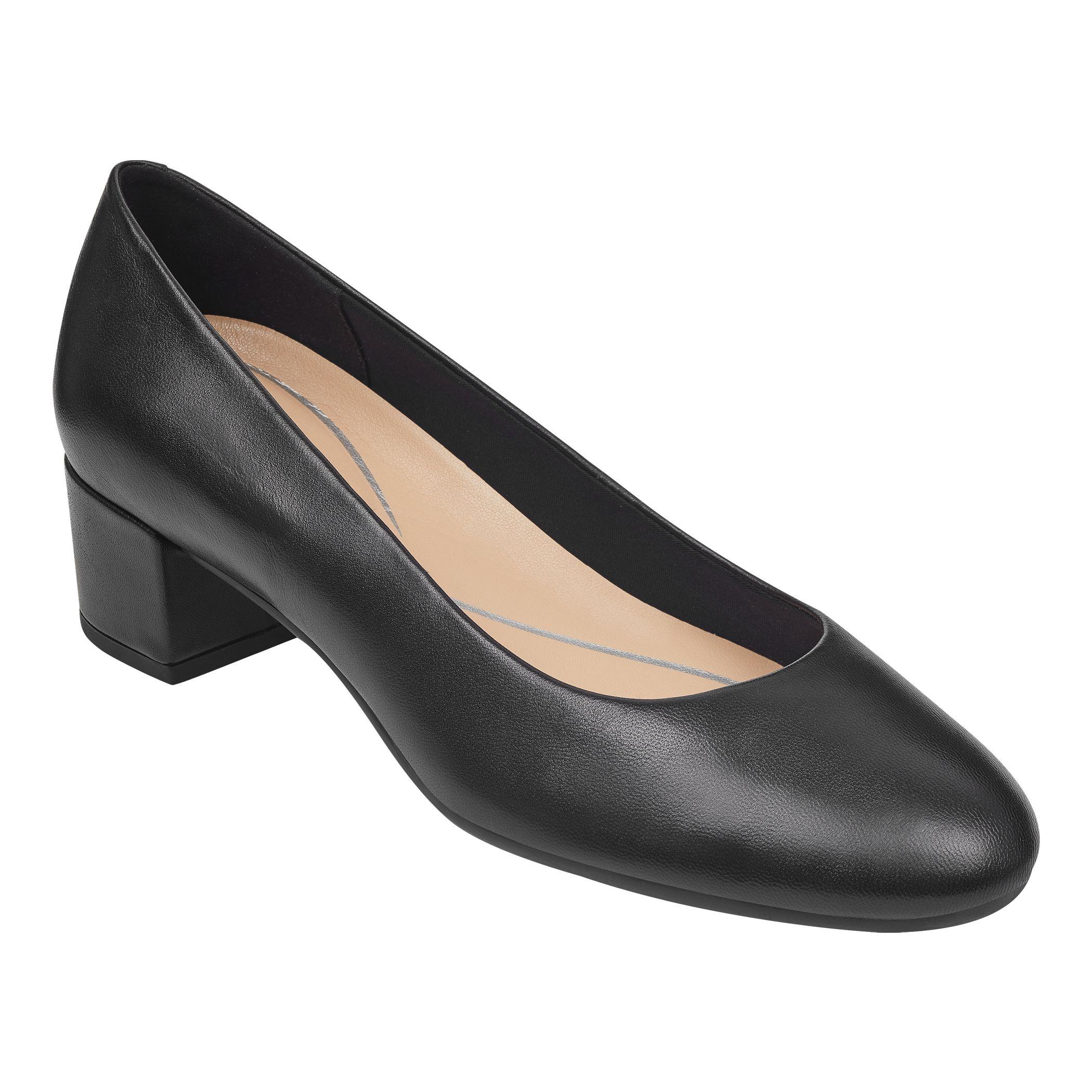 Easy Spirit Ailene Leather Dress Shoes in Black Leather
