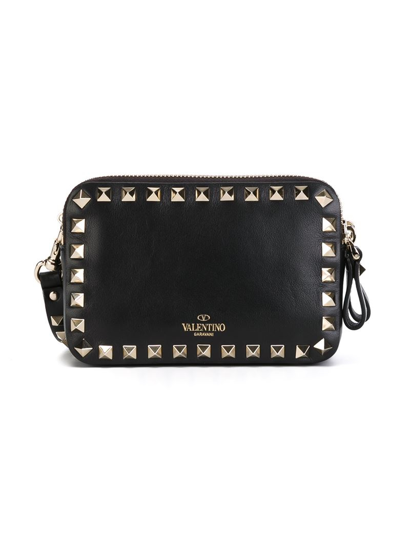 black valentino rockstud clutch