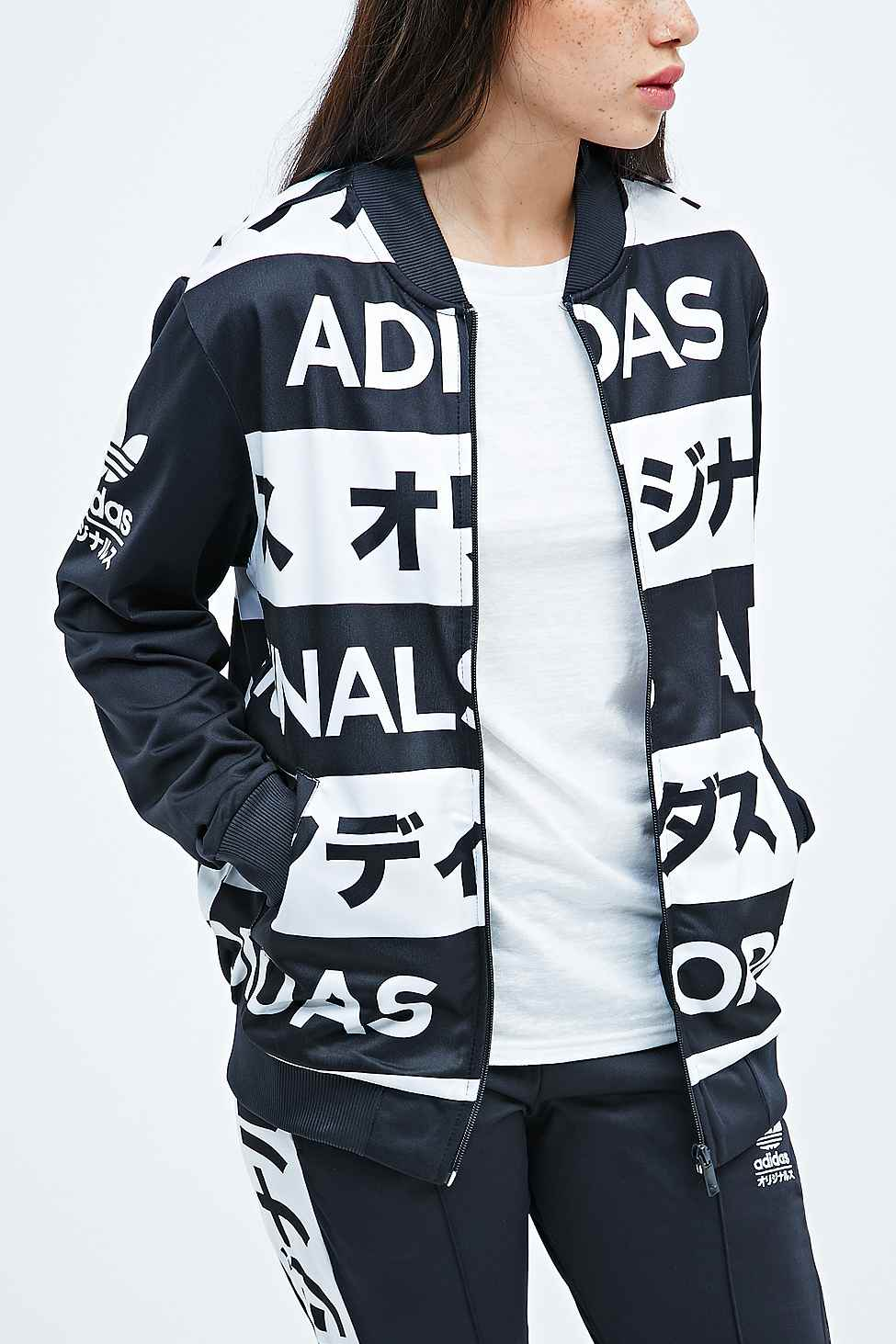Lyst Top In Adidas White Black And Tracksuit Typo q0BwxBH4