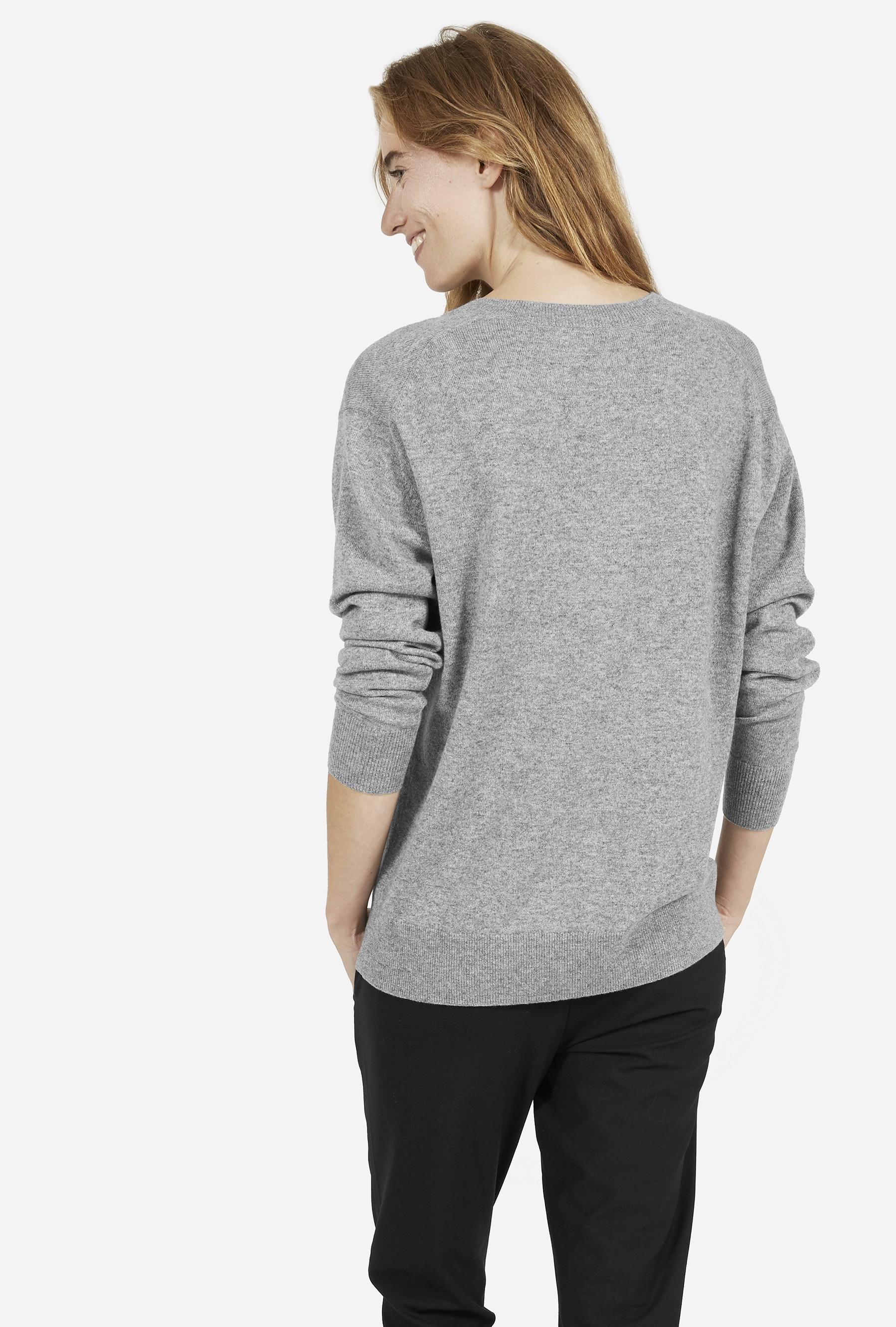 Shoulder everlane cashmere v neck sweaters on sale stores