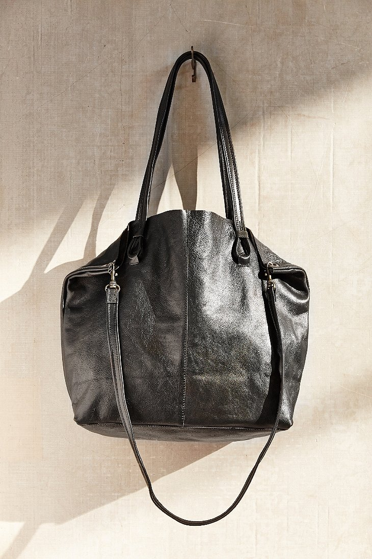Lyst - Bdg Worn Leather Tote Bag in Black