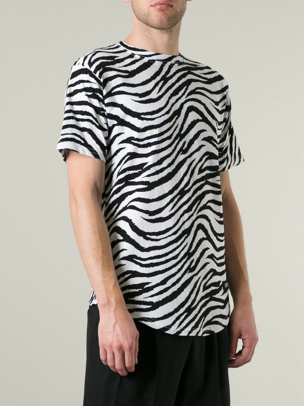 Lyst - Les (Art)Ists 'Margiela 57' Zebra Print Football T-Shirt in