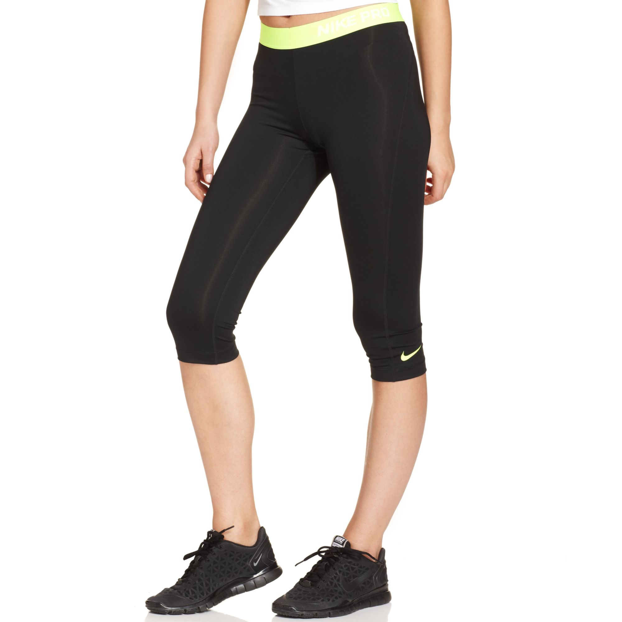 Nike Pro Capri Active Leggings in Black (Charcoal) | Lyst