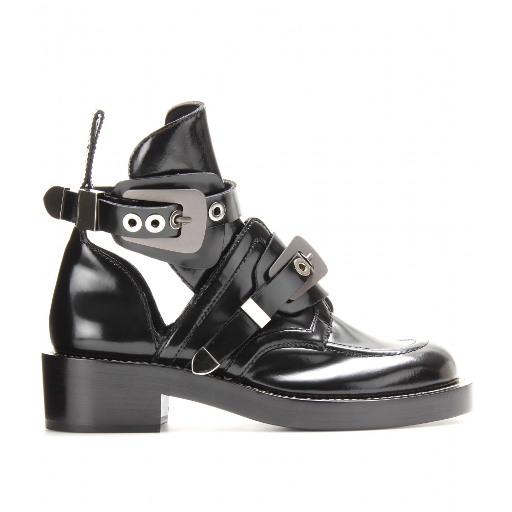 derby balenciaga