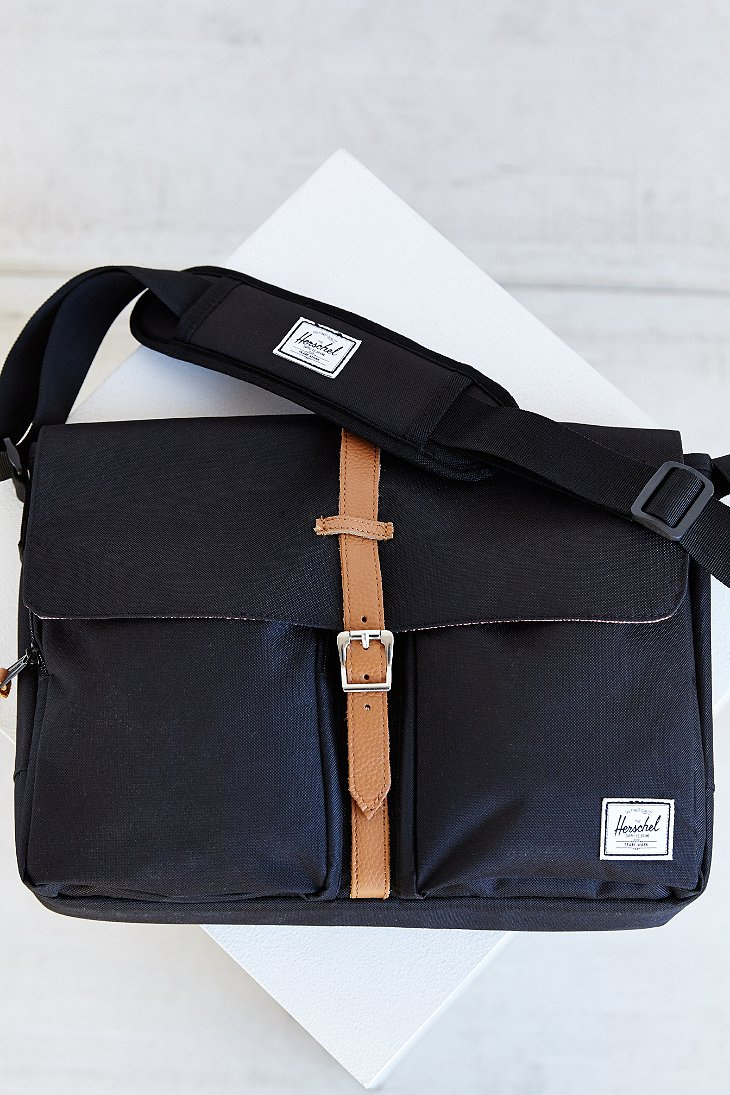 Herschel Supply Co. Columbia Messenger Bag in Black for Men Lyst
