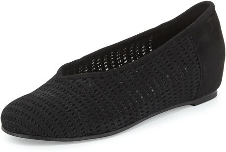 eileen fisher flat shoes