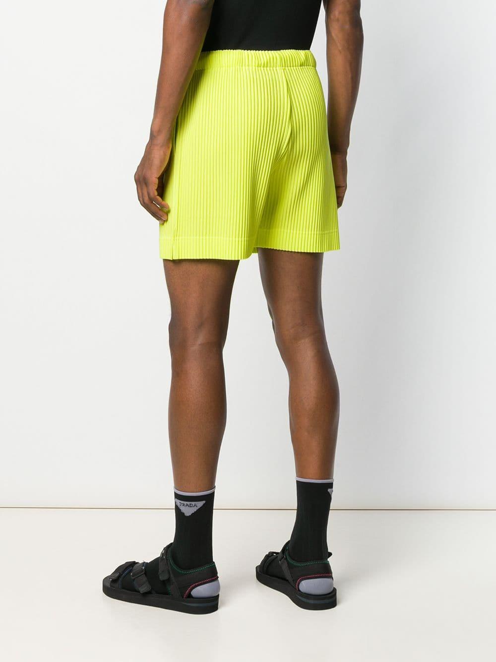 Homme Plissé Issey Miyake Pleated Track Shorts in Green for Men - Lyst